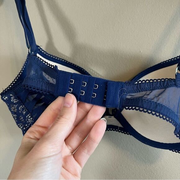 ✨ Victoria’s Secret Dream Angel Push Up Bra Blue Lace 32B - Picture 5 of 9